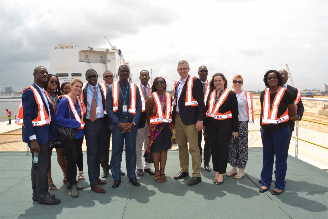 S&eacute;ance de travail avec le Directeur G&eacute;n&eacute;ral et visite du Port Autonome d'Abidjan.